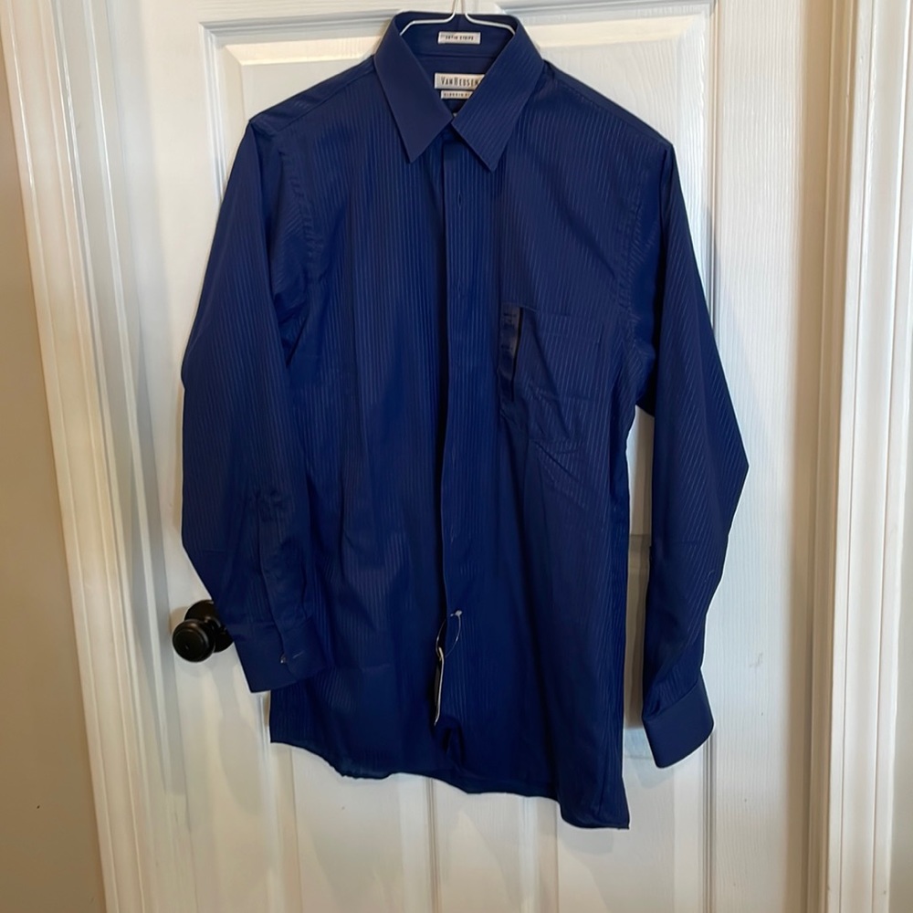 Van Heusen Long Sleeve shirt